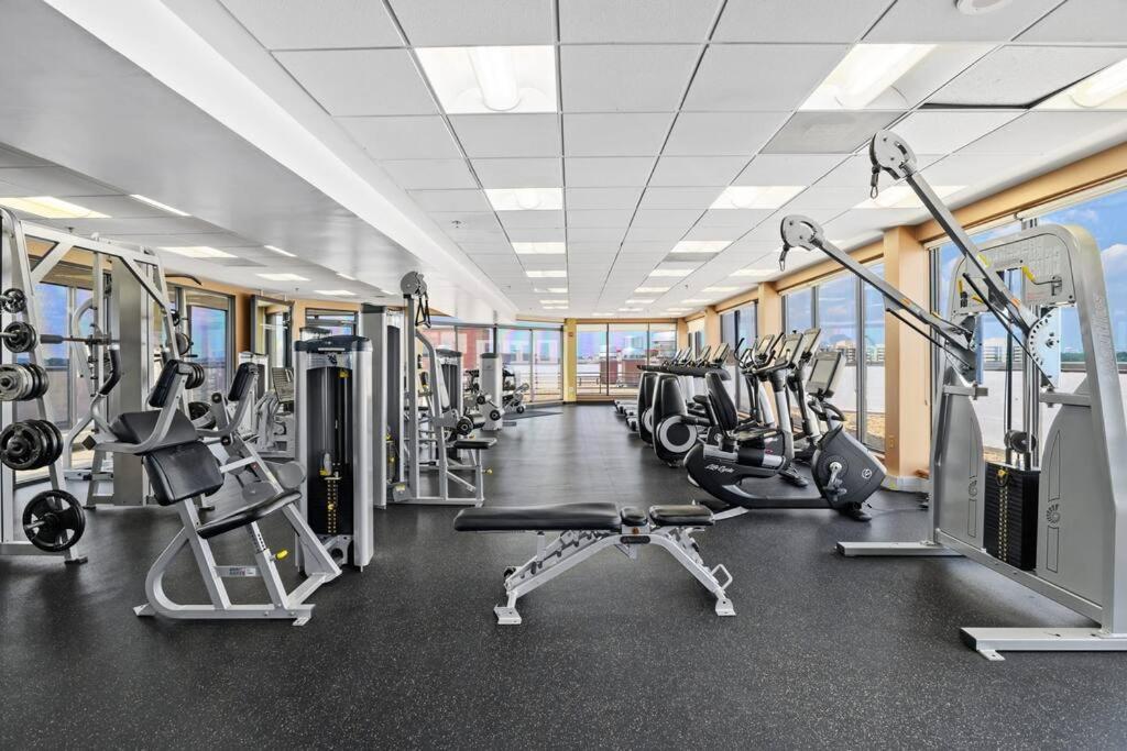 Incredible Apartment With Rooftop In Pentagon City Arlington Exterior foto